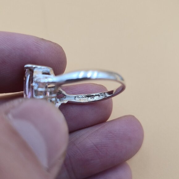 Size 8 Sterling Silver Brilliant Pink Cubic Zirconia Gem Band Ring A5333 - Picture 6 of 9